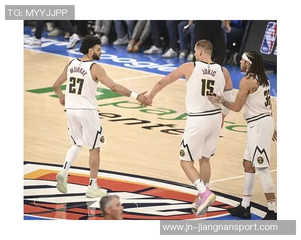 穆雷单场50分带队4胜1负约基奇同场却仅1胜4负的反差分析 穆雷单场50分带队4胜1负约基奇同场却仅1胜4负的反差分析