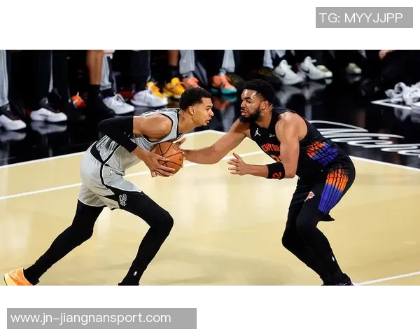 新时代的篮球传奇今日马刺与尼克斯19名球员均为99年马尼总决赛后出生