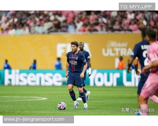 若昂内维斯展望巴黎卫冕欧冠目标前八上赛季表现不佳却逆袭夺冠