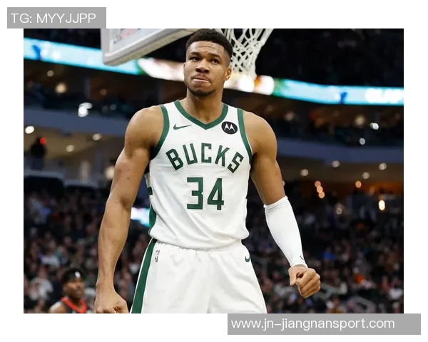 字母哥新冠康复后重返雄鹿训练营开展无对抗训练备战新赛季